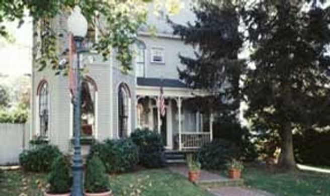 Serenity Inn Newport Exterior
