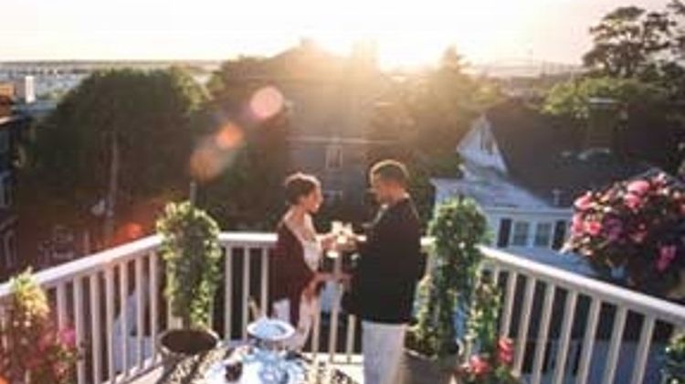 Serenity Inn Newport Spa