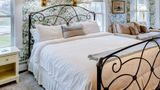 <b>The 1661 Inn Room</b>
