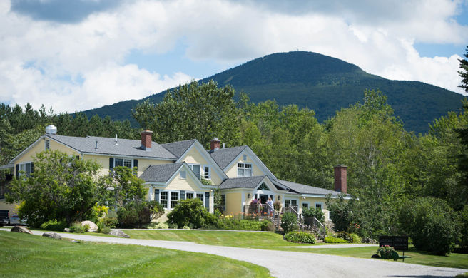 Red Clover Inn Exterior