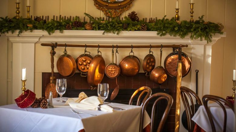 <b>Red Clover Inn Restaurant</b>