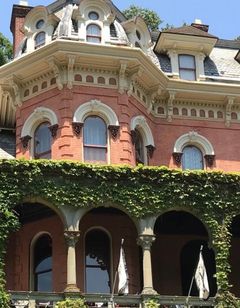 The Harry Packer Mansion