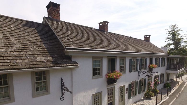 <b>Black Bass Hotel Exterior</b>