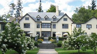 Seven Hills Inn