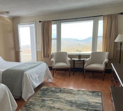 Blue Vista Motor Lodge Whitcomb Summit Room