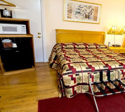 Willows Motel Room