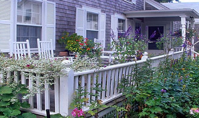 Isaiah Hall Bed & Breakfast Inn Exterior