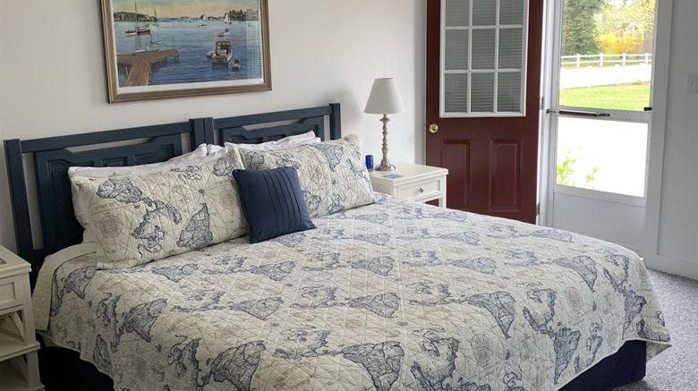 <b>The Tern Inn Room</b>