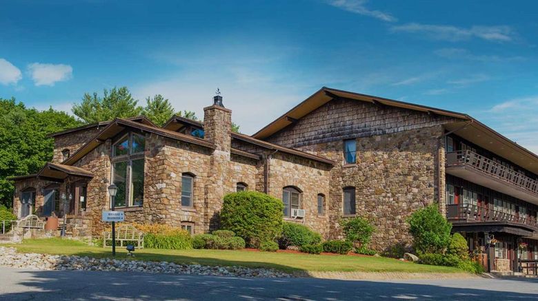 Dunhams Bay Resort Exterior