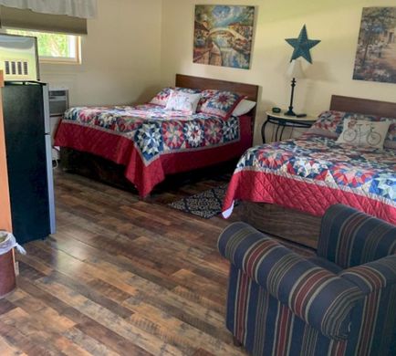 Northern Family Motel Room