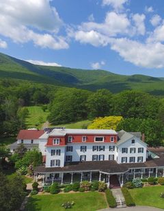 Winter Clove Inn & Resort