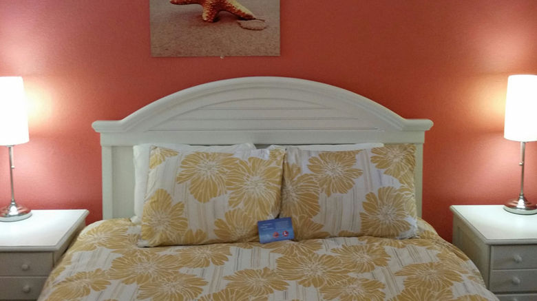 <b>Pelican Pointe Resort Room</b>