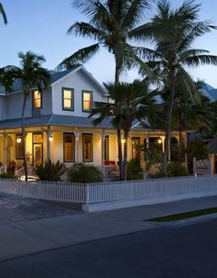 La Mer and Dewey House
