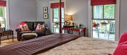 Inner Banks Inn Room
