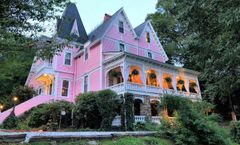 Cedar Crest Inn