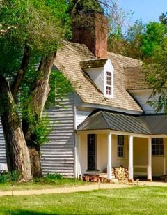 Hollymead House & Guest House