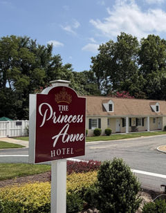 Princess Anne Hotel, SureStay Collection