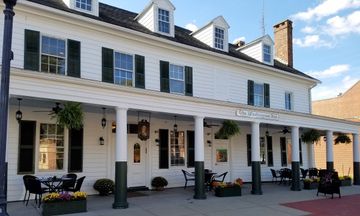 The Washington Inn & Tavern