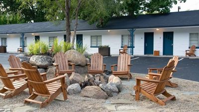 Al & Sally's Motel
