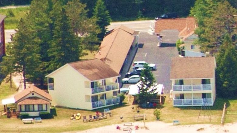 Beachcomber Motel Exterior