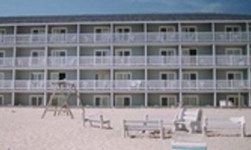 Fairview Beachfront Inn & Waterpark