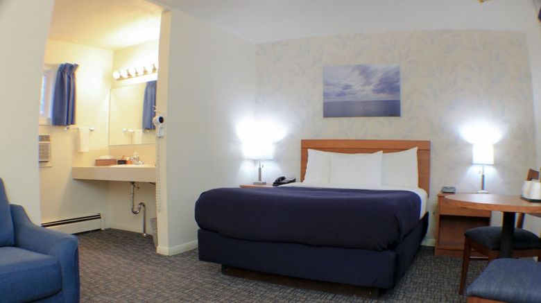 <b>Cedar Motor Inn Room</b>