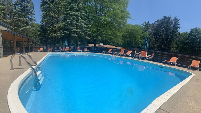 <b>Starlite Resort Pool</b>