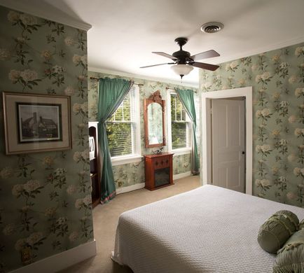Maplewood Hotel Room