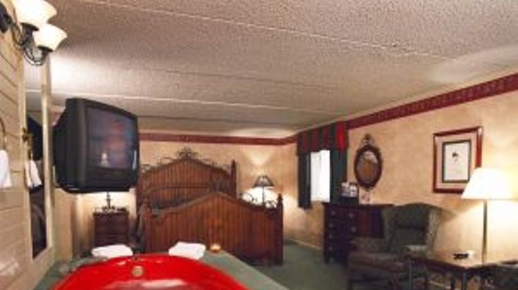 Motel 6 Gatlinburg Suite