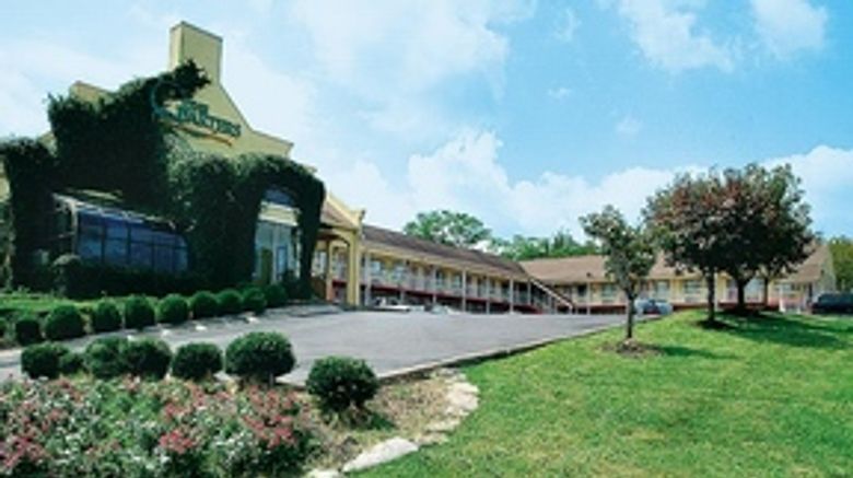 <b>Antioch Quarters Inn & Suites Exterior</b>