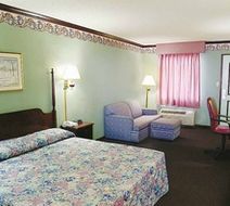 Antioch Quarters Inn & Suites Room