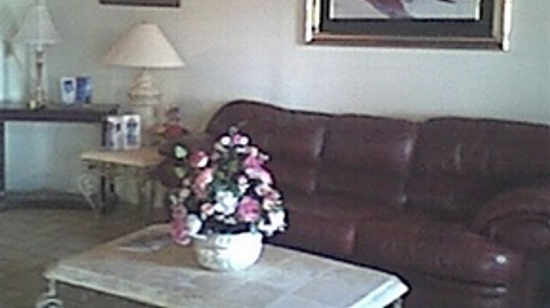 <b>Travelers Inn Elizabethton Lobby</b>