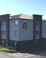 Super 8 by Wyndham Nashville East