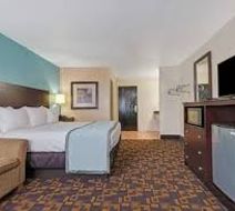 Super 8 by Wyndham Nashville East Room