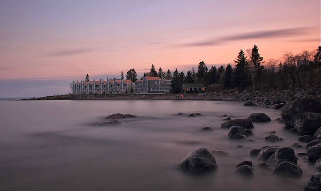 Bluefin Bay on Lake Superior Exterior