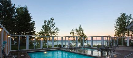 Bluefin Bay on Lake Superior Pool