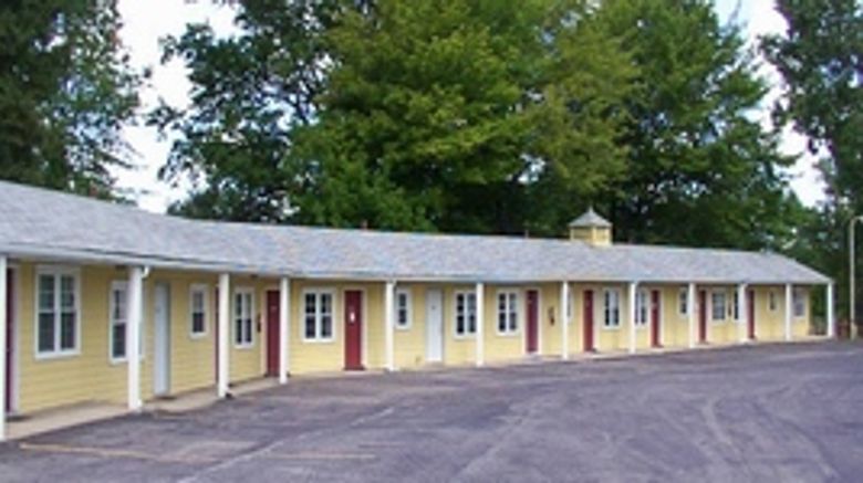 <b>Cedars Motel Exterior</b>