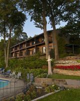 Egg Harbor Lodge