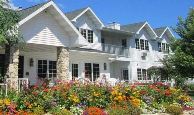 Homestead Suites Exterior
