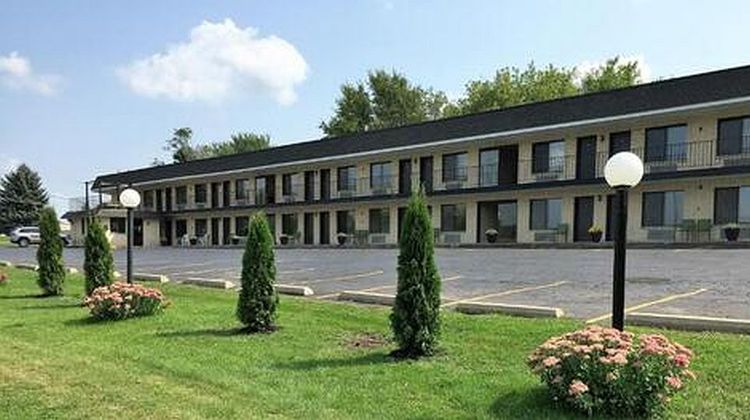 Geneva Wells Motel Exterior