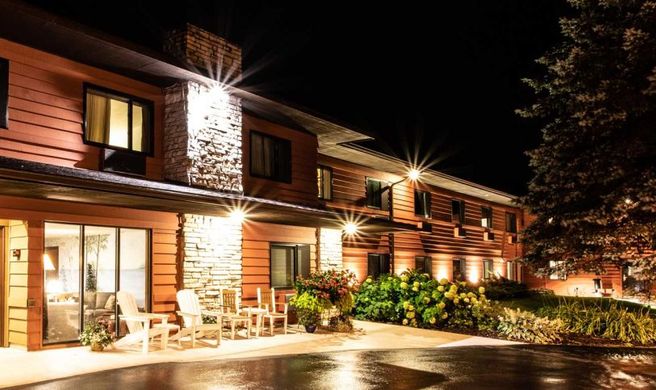 Open Hearth Lodge Exterior