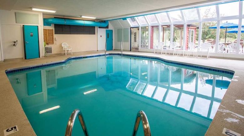 <b>Open Hearth Lodge Pool</b>