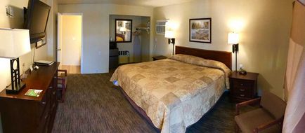Gateway Inn Room