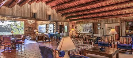 Lost Creek Ranch Lobby