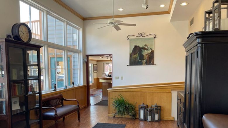 <b>Ranch Inn Lobby</b>