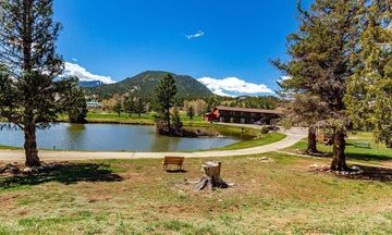 Discovery Lodge