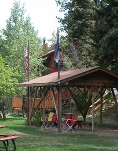 Ponderosa Lodge
