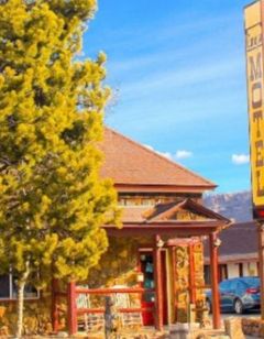 Canyon Motel