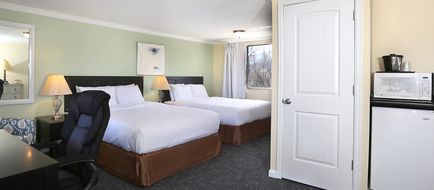 Salida Inn & Monarch Suites Room