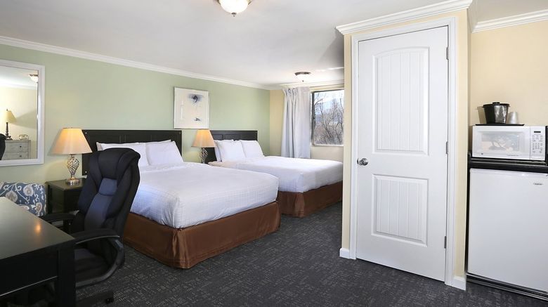 <b>Salida Inn & Monarch Suites Room</b>